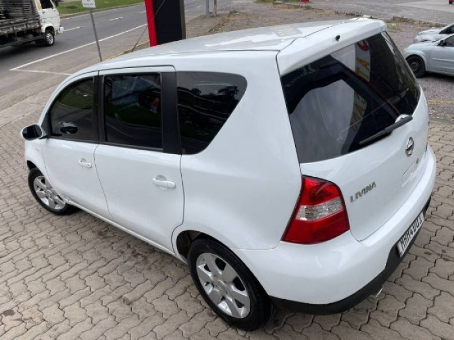 NISSAN - LIVINA - 2010/2010 - Branca - R$ 31.900,00