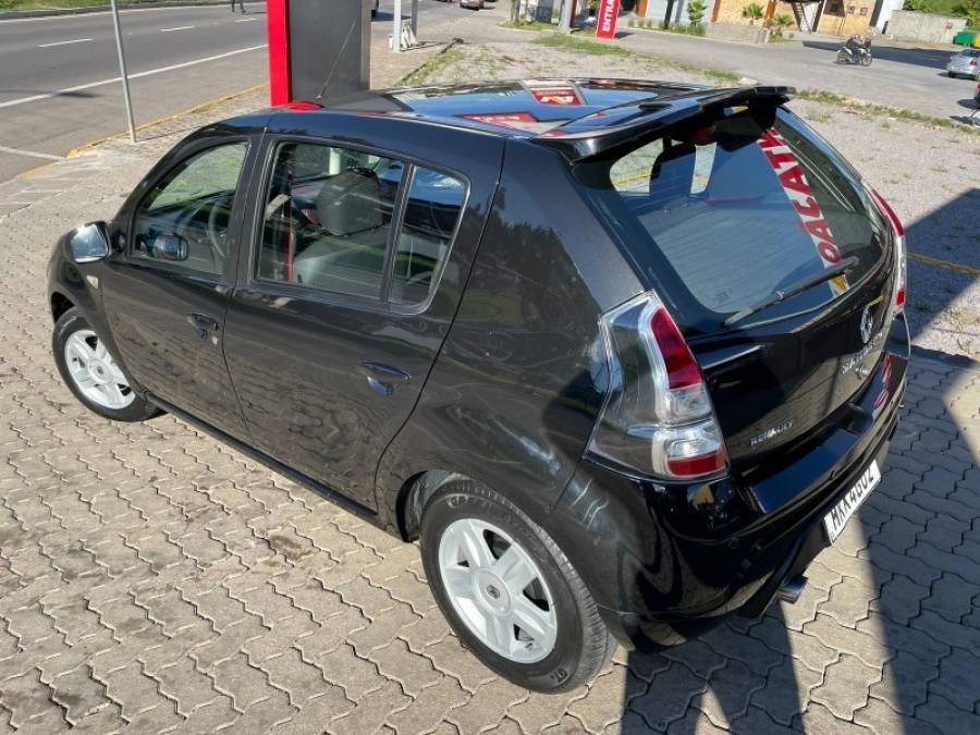 RENAULT - SANDERO - 2012/2013 - Preta - R$ 32.900,00