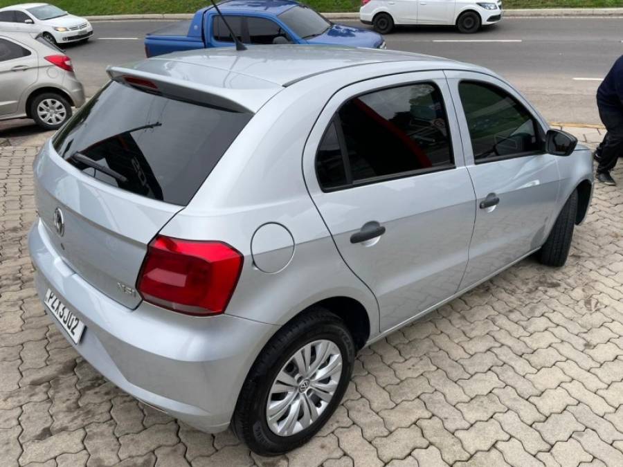 VOLKSWAGEN - GOL - 2018/2018 - Prata - R$ 47.900,00