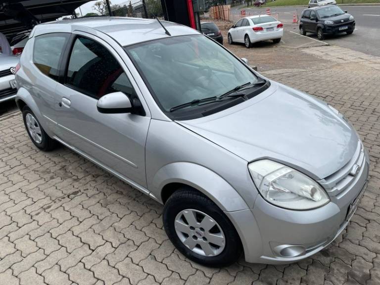 FORD - KA - 2009/2009 - Prata - R$ 18.900,00