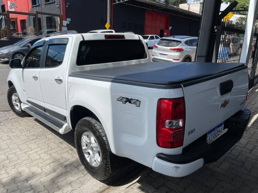 CHEVROLET - S10 - 2019/2019 - Branca - R$ 130.900,00