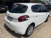 PEUGEOT - 208 - 2017/2017 - Branca - R$ 42.900,00