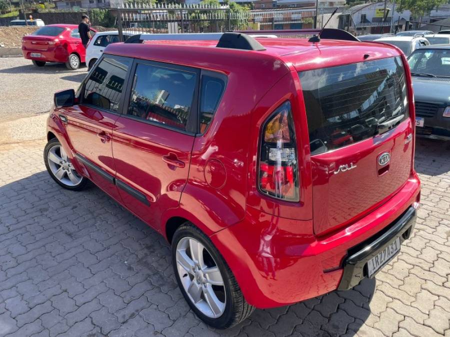 KIA MOTORS - SOUL - 2012/2012 - Vermelha - R$ 39.900,00