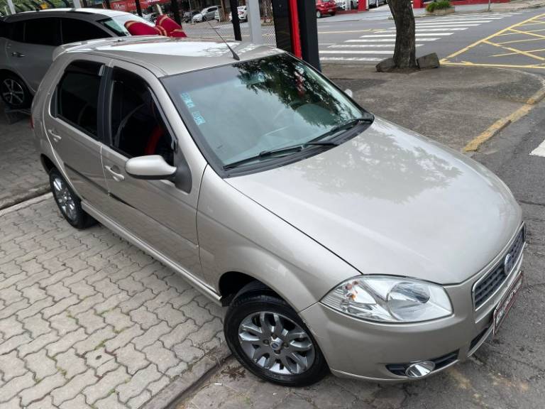 FIAT - PALIO - 2008/2008 - Bege - R$ 27.900,00