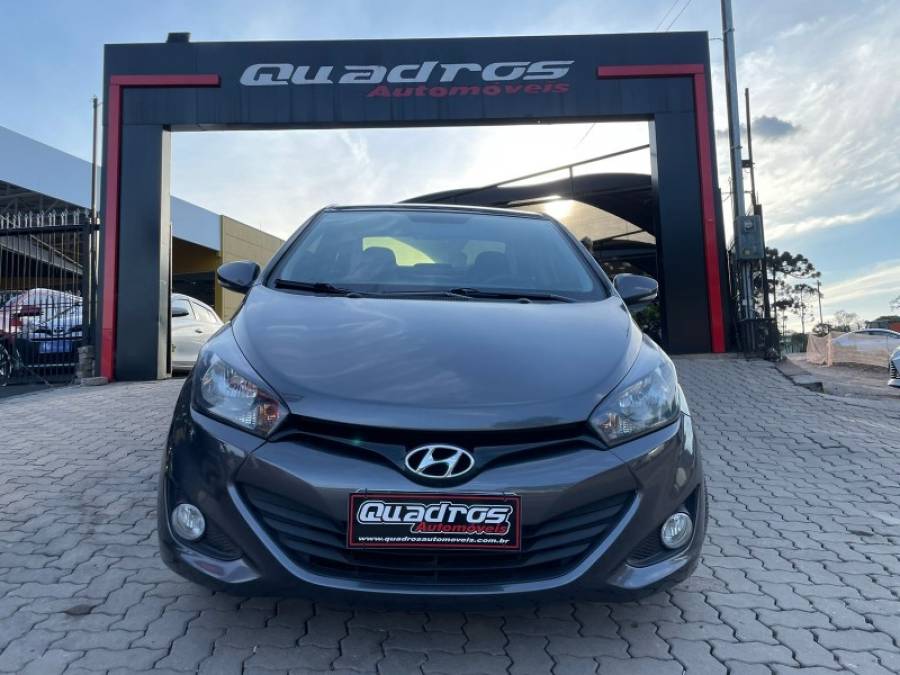 HYUNDAI - HB20S - 2015/2015 - Cinza - R$ 50.900,00