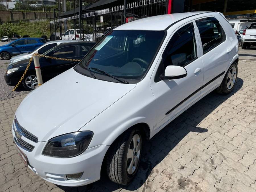 CHEVROLET - CELTA - 2014/2014 - Branca - R$ 33.900,00