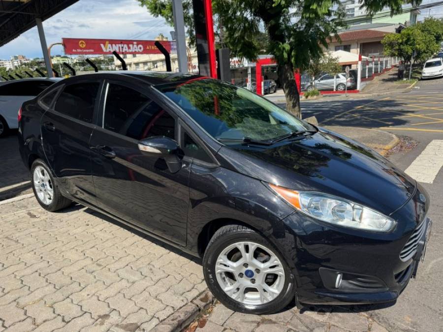 FORD - FIESTA - 2014/2014 - Preta - R$ 39.900,00