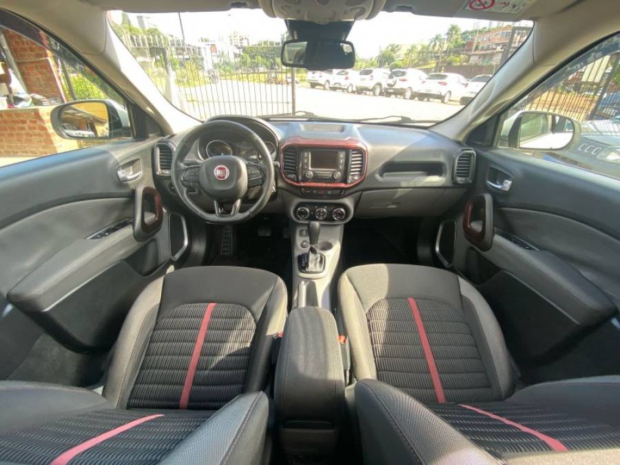 FIAT - TORO - 2018/2018 - Branca - R$ 89.900,00