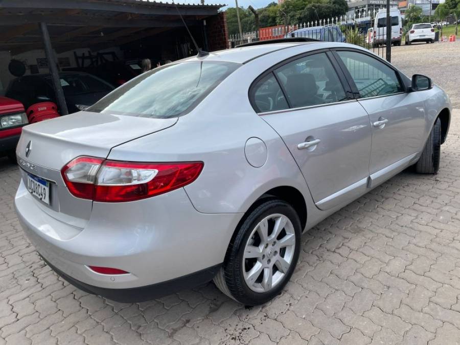 RENAULT - FLUENCE - 2012/2012 - Prata - R$ 39.900,00