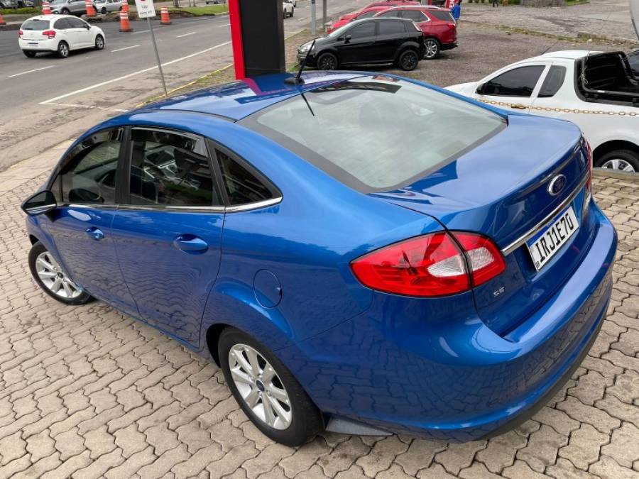 FORD - FIESTA - 2011/2011 - Azul - R$ 39.900,00