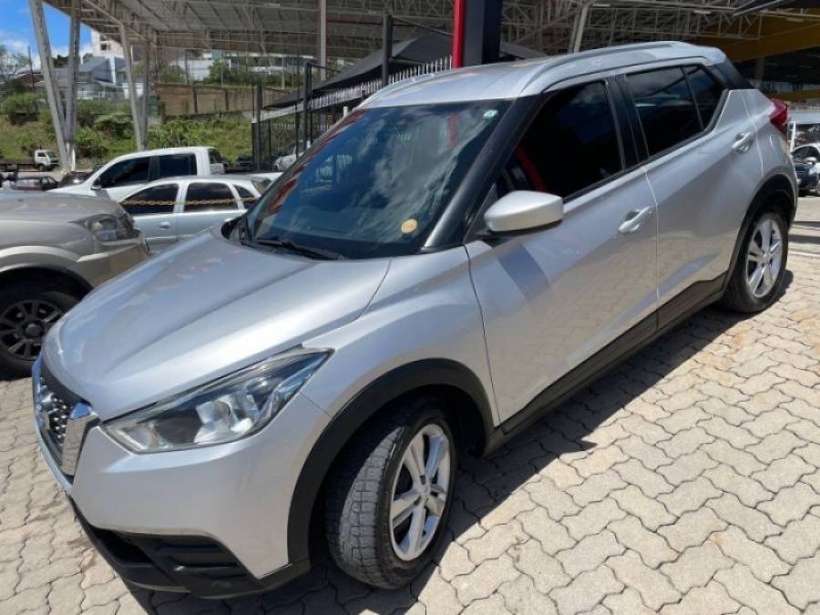 NISSAN - KICKS - 2018/2018 - Branca - R$ 74.900,00