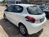 PEUGEOT - 208 - 2017/2017 - Branca - R$ 42.900,00