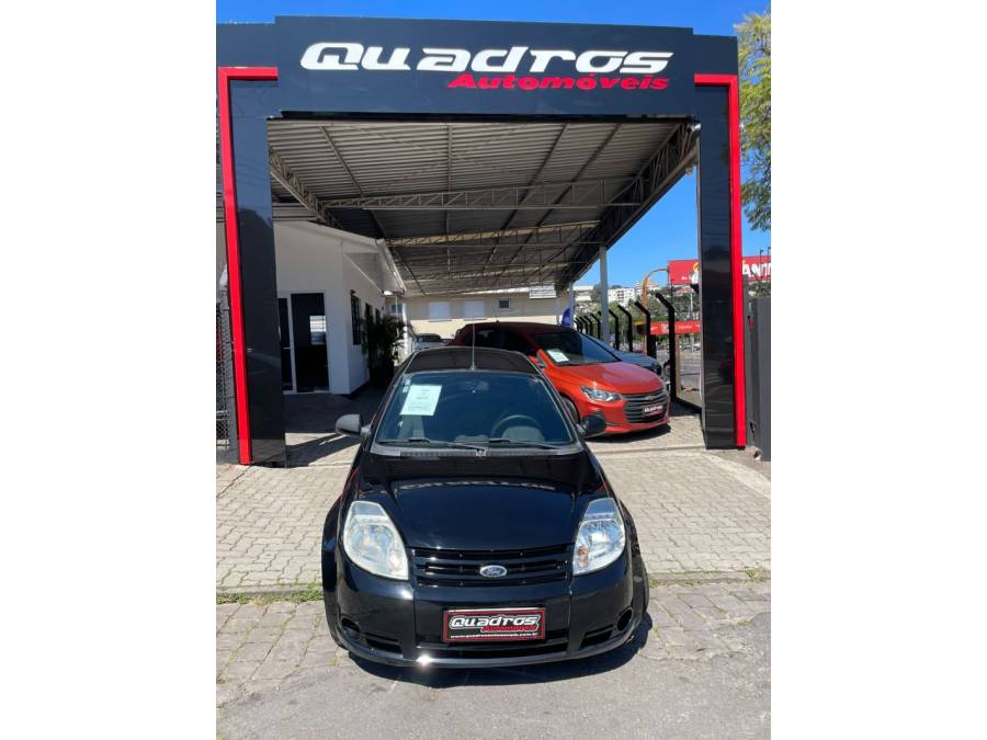 FORD - KA - 2011/2011 - Preta - R$ 24.900,00