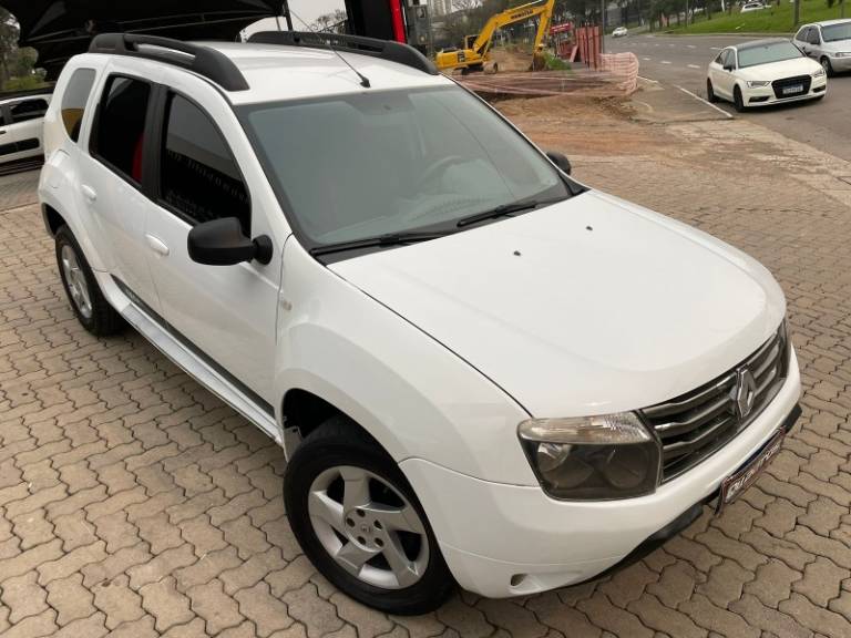 RENAULT - DUSTER - 2015/2015 - Branca - R$ 53.900,00