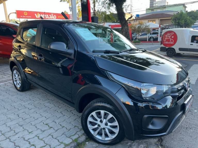 FIAT - MOBI - 2021/2021 - Preta - R$ 46.900,00