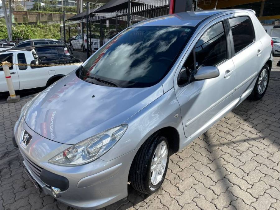 PEUGEOT - 307 - 2011/2011 - Prata - R$ 28.900,00