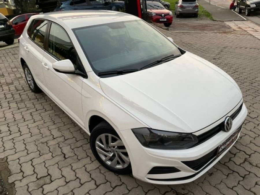 VOLKSWAGEN - POLO - 2020/2020 - Branca - R$ 67.900,00