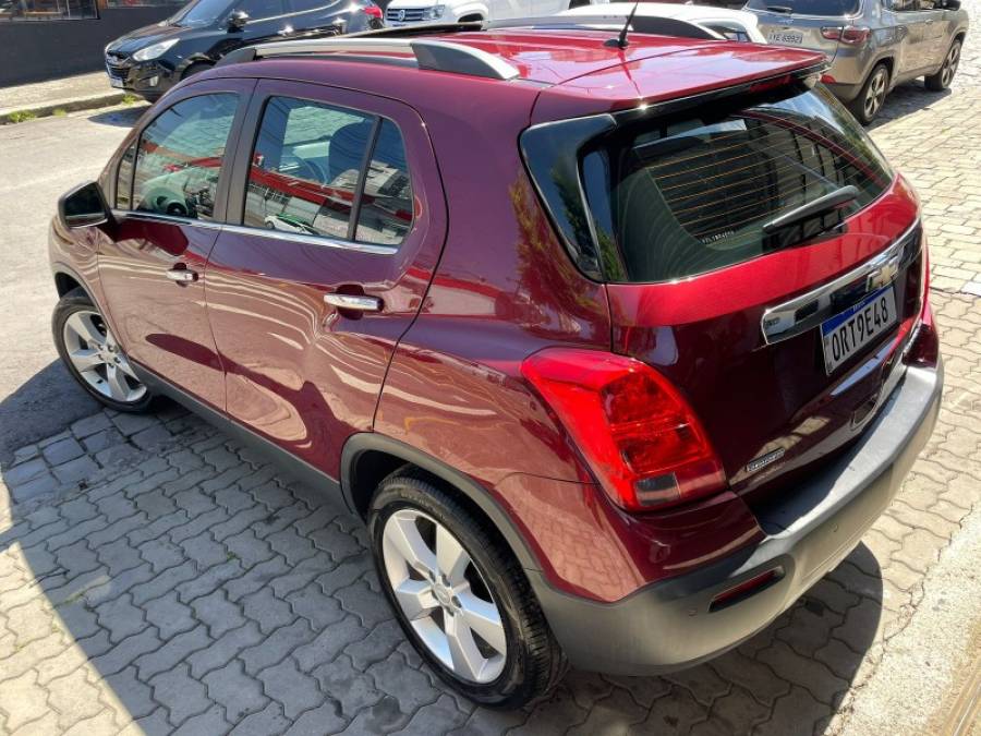 CHEVROLET - TRACKER - 2014/2014 - Vermelha - R$ 68.900,00