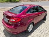 FORD - FIESTA - 2011/2011 - Vermelha - R$ 38.900,00