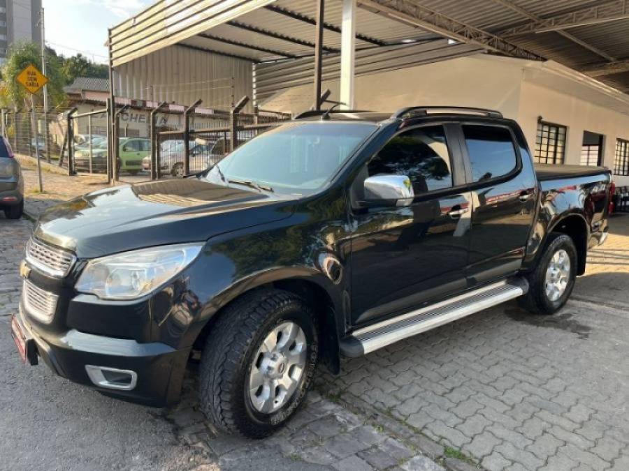 CHEVROLET - S10 - 2013/2013 - Preta - R$ 110.900,00