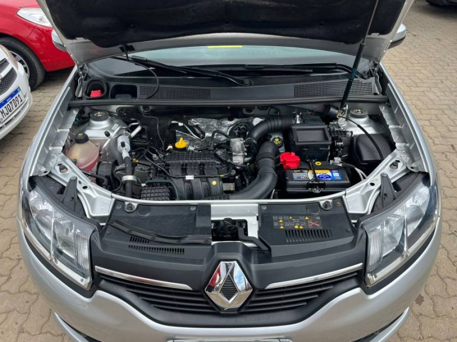 RENAULT - SANDERO - 2019/2019 - Prata - R$ 42.900,00