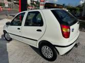 FIAT - PALIO - 2002/2002 - Branca - R$ 13.900,00