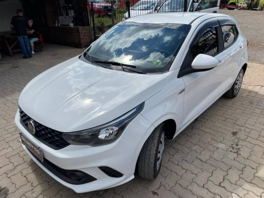 FIAT - ARGO - 2018/2018 - Branca - R$ 49.990,00