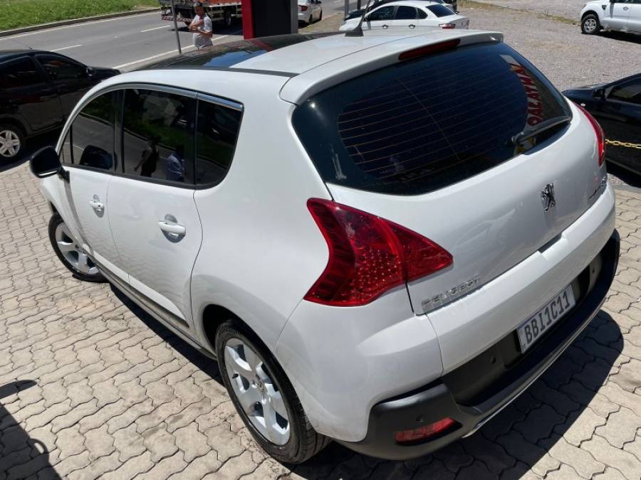 PEUGEOT - 3008 - 2014/2014 - Branca - R$ 52.900,00