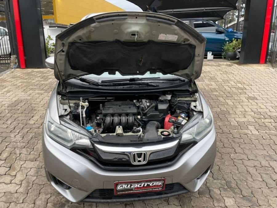 HONDA - FIT - 2015/2015 - Cinza - R$ 62.900,00