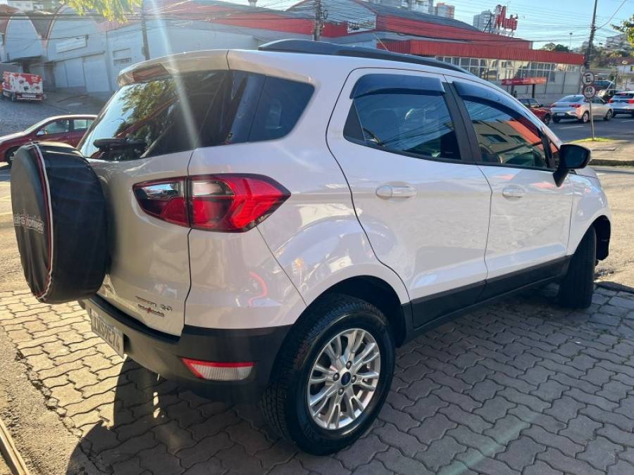 FORD - ECOSPORT - 2015/2015 - Branca - R$ 54.900,00