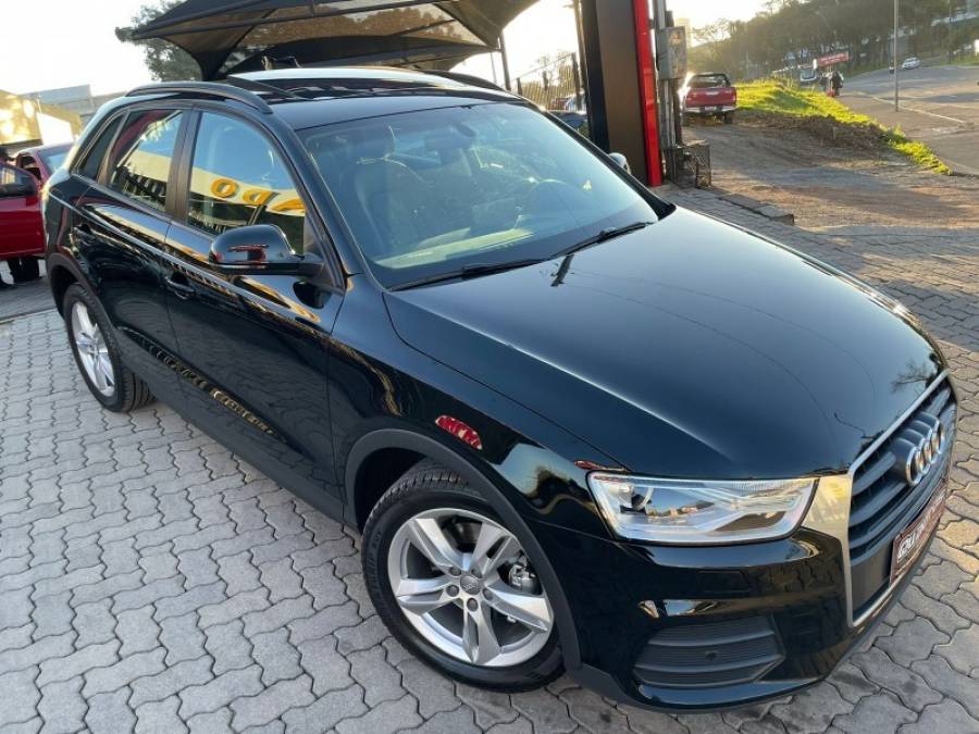 AUDI - Q3 - 2017/2017 - Preta - R$ 99.900,00