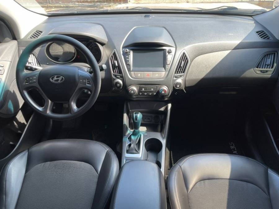 HYUNDAI - IX35 - 2018/2018 - Preta - R$ 85.900,00