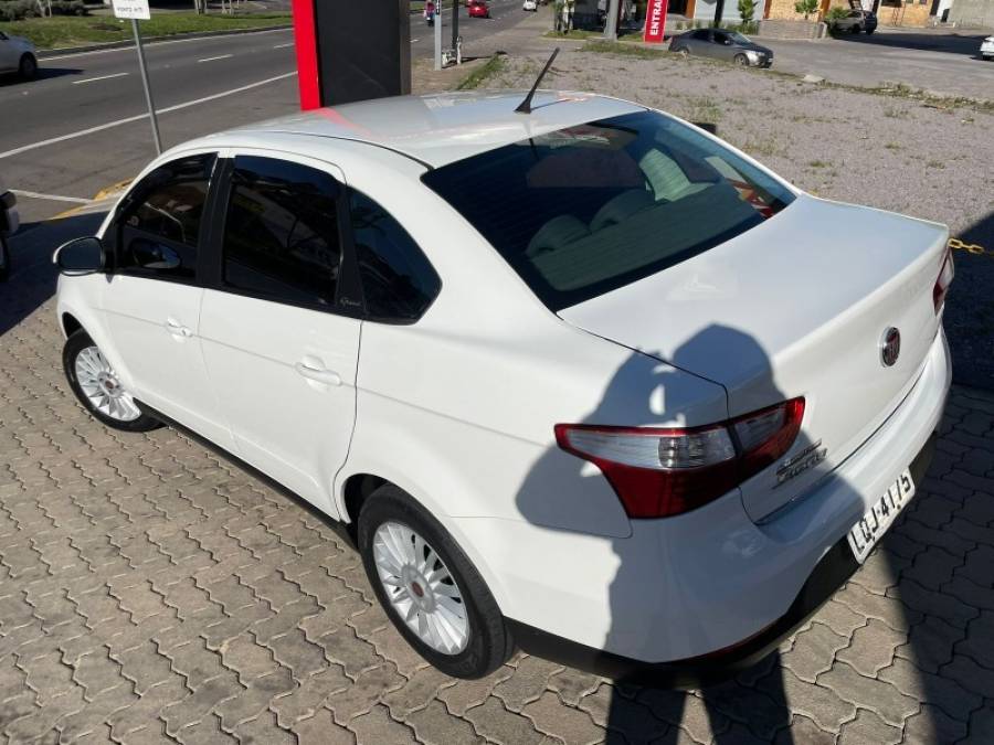 FIAT - GRAND SIENA - 2013/2013 - Branca - R$ 34.900,00