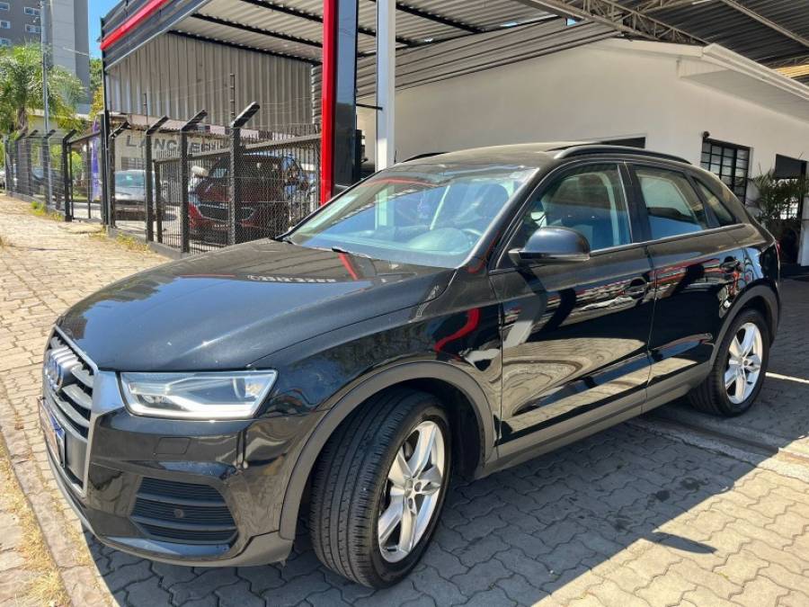 AUDI - Q3 - 2017/2017 - Preta - R$ 99.900,00