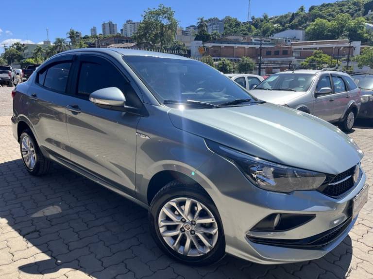 FIAT - CRONOS - 2019/2019 - Cinza - R$ 60.900,00