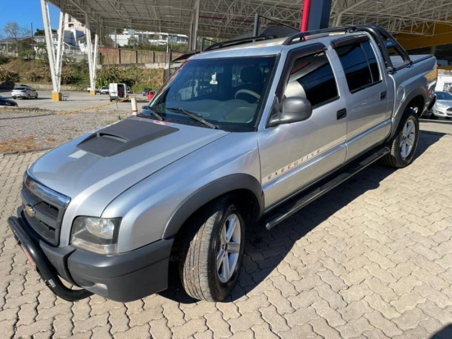 CHEVROLET - S10 - 2011/2011 - Prata - R$ 79.900,00