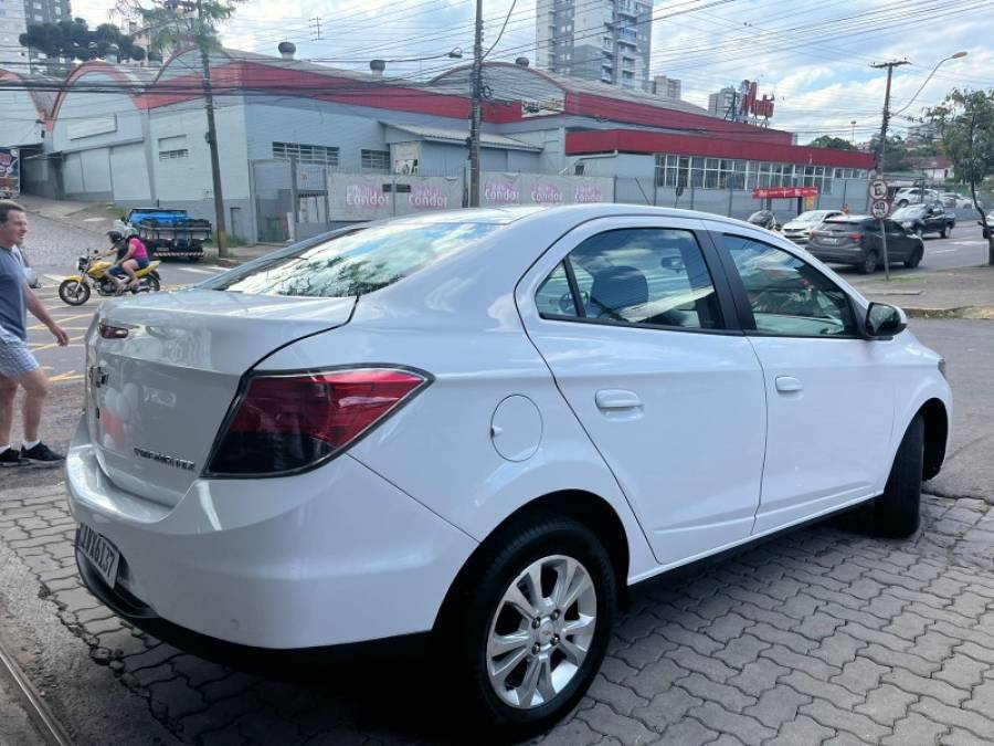 CHEVROLET - PRISMA - 2015/2015 - Branca - R$ 51.900,00