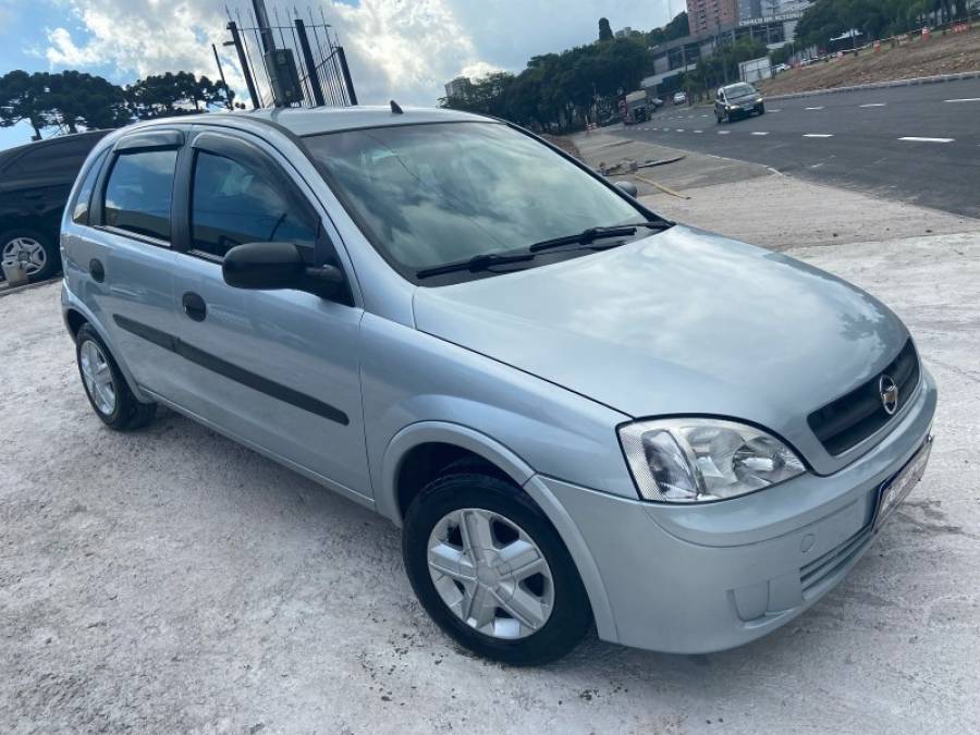 CHEVROLET - CORSA - 2007/2007 - Prata - R$ 21.900,00