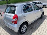 TOYOTA - ETIOS - 2014/2014 - Prata - R$ 40.900,00