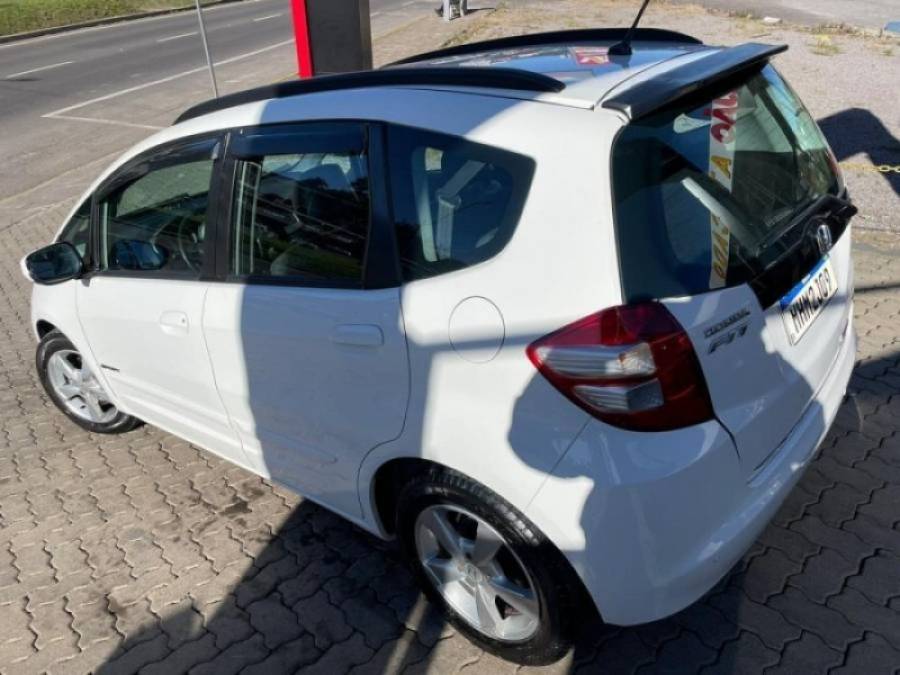 HONDA - FIT - 2009/2009 - Branca - R$ 44.900,00