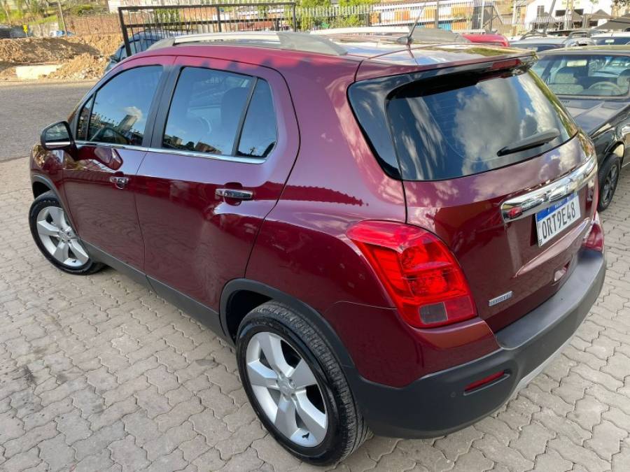 CHEVROLET - TRACKER - 2014/2014 - Vermelha - R$ 68.900,00