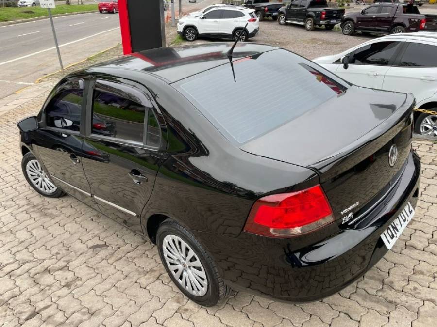 VOLKSWAGEN - VOYAGE - 2010/2010 - Preta - R$ 29.990,00