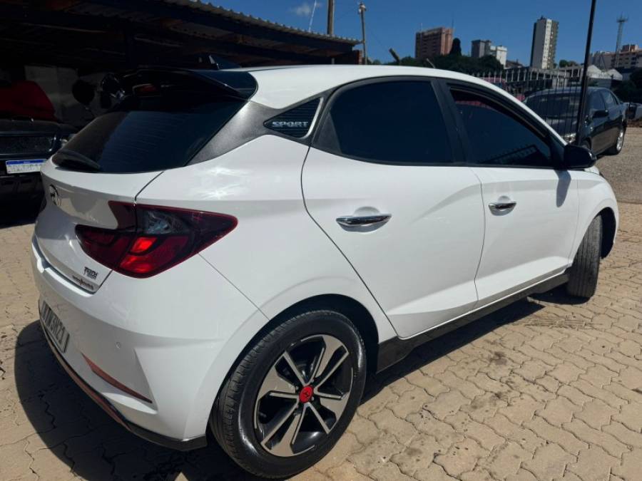 HYUNDAI - HB20 - 2022/2022 - Branca - R$ 79.900,00