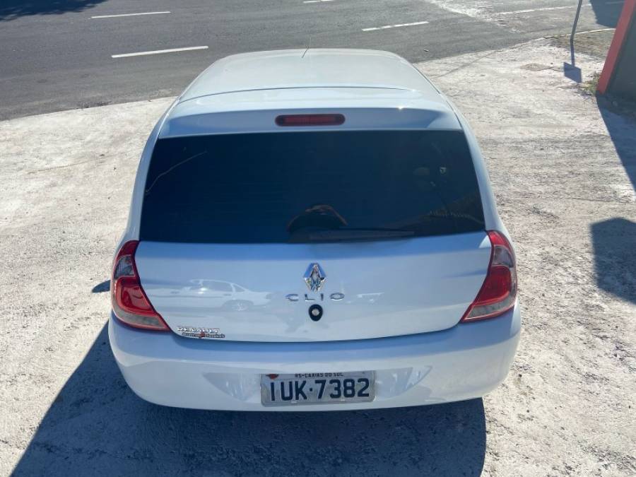 RENAULT - CLIO - 2014/2014 - Branca - R$ 29.900,00