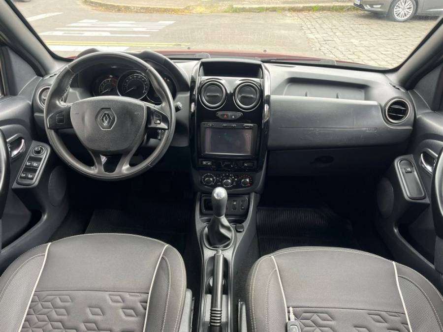 RENAULT - OROCH - 2018/2018 - Vermelha - R$ 70.900,00