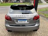 PORSCHE - CAYENNE - 2013/2013 - Cinza - R$ 195.900,00