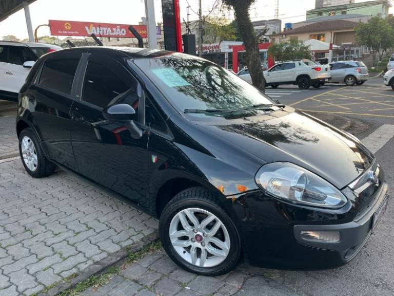 FIAT - PUNTO - 2013/2013 - Preta - R$ 39.900,00