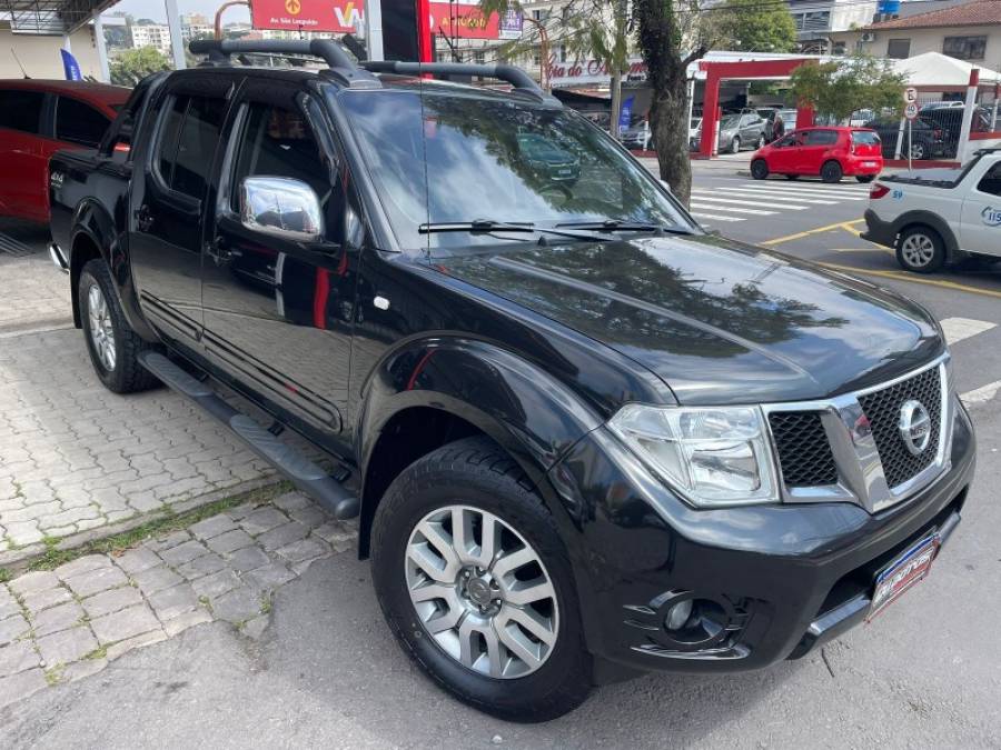 NISSAN - FRONTIER - 2015/2015 - Preta - R$ 107.900,00