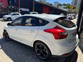 FORD - FOCUS - 2015/2015 - Branca - R$ 56.900,00