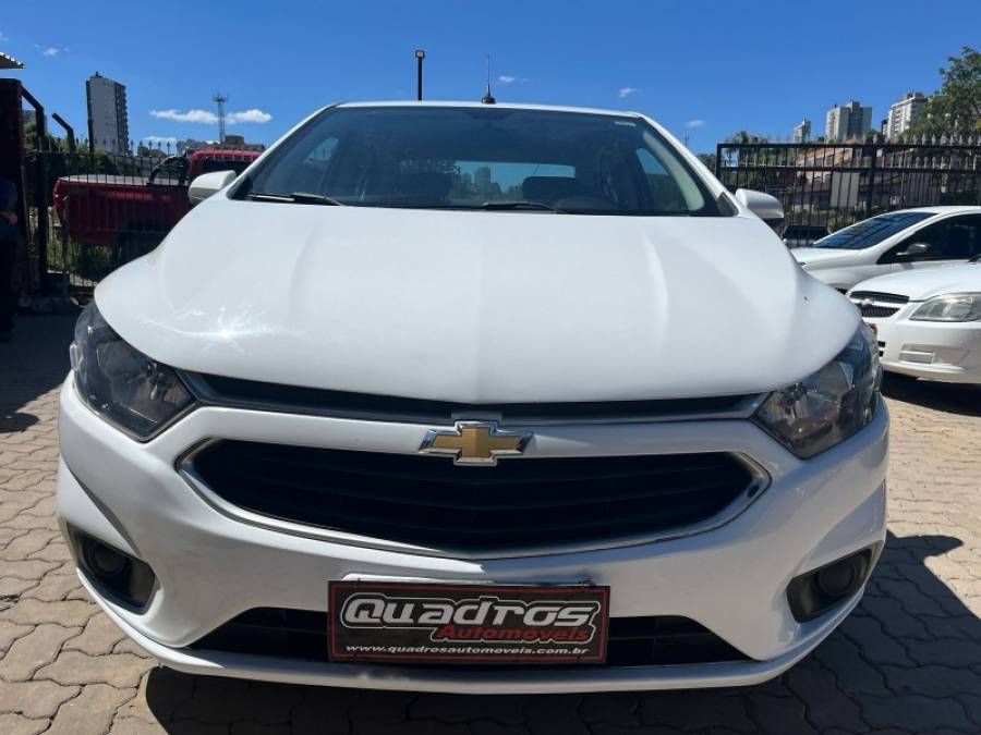 CHEVROLET - PRISMA - 2017/2017 - Branca - R$ 55.900,00